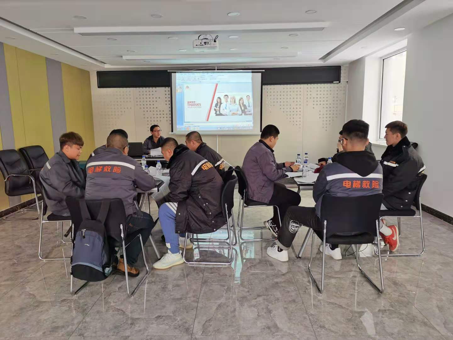 微信图片_20201202142816.jpg 微信图片_20201202142816.jpg